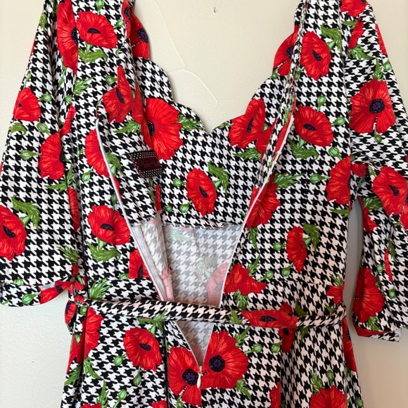 Voodoo Vixen Pin Up Girl Houndstooth Poppy Belted Fit & Flare Dress SZ Plus 3X - Picture 10 of 14